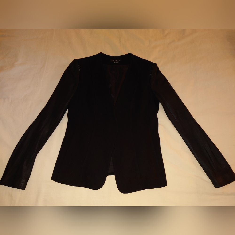 NWOT Black THEORY Leather Blazer Zipper Detail Jacket Open Front Pockets S Small - Picture 4 of 12